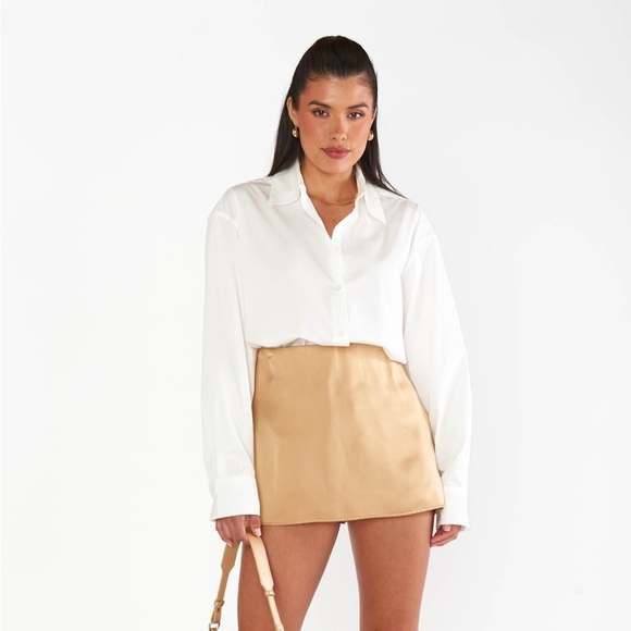 SHOW ME YOUR MUMU Banks Button Down Shirt In White Poplin - Picture 5 of 11